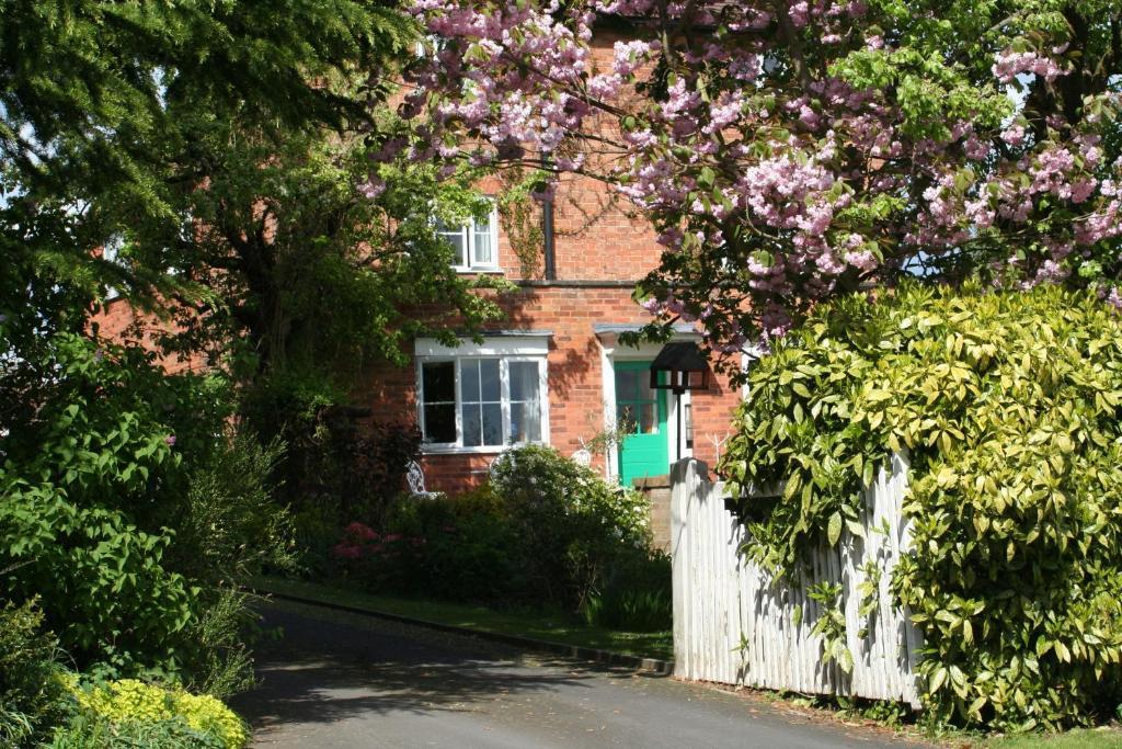 Ingon Bank Farm Bed And Breakfast Stratford-upon-Avon Exterior photo